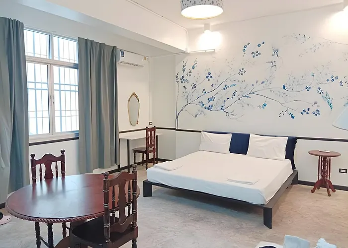 The Character Yaowarat-ตรอกข้าวสาร Apartment
