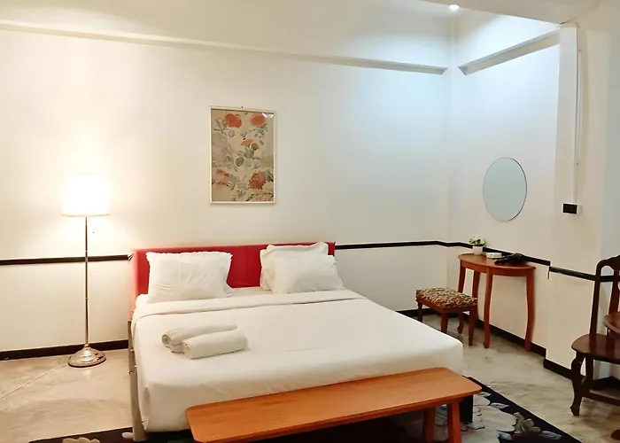 The Character Yaowarat-ตรอกข้าวสาร Apartment